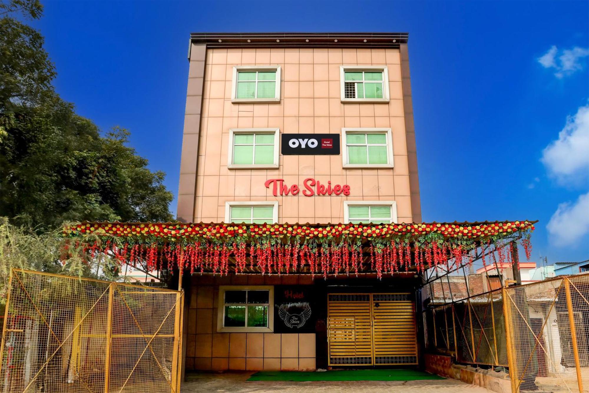 Hotel O The Skies Juhi Bari Exterior photo